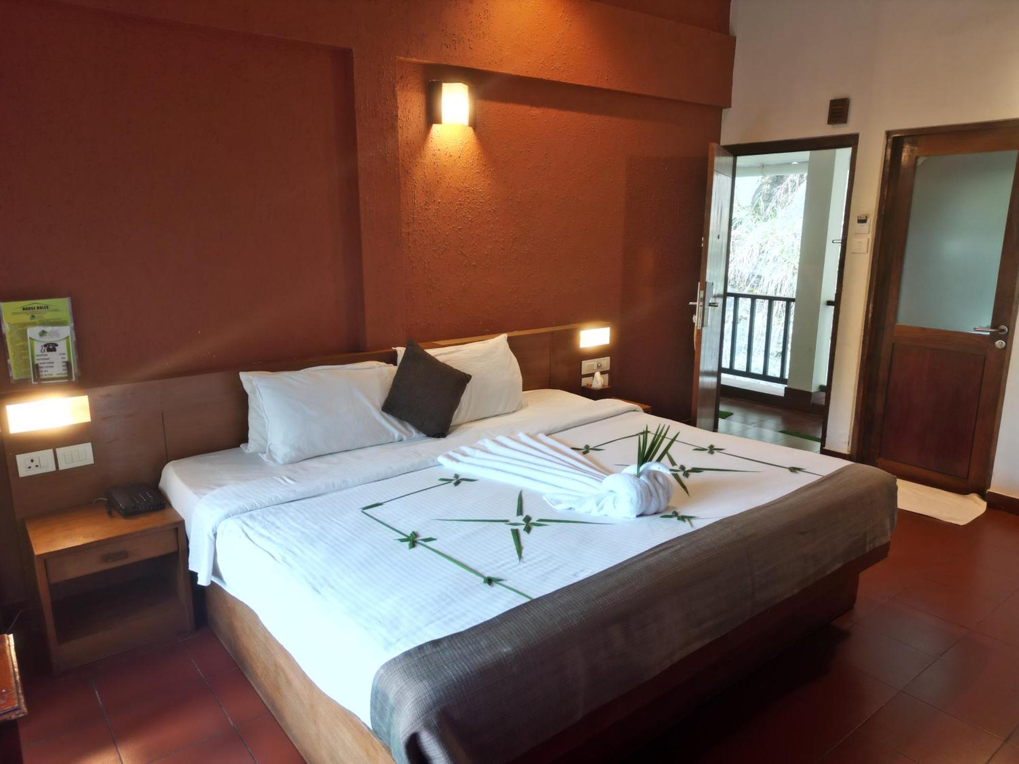 Wayanad Silverwoods Forest Resort & Spa Padinjarathara Exterior photo